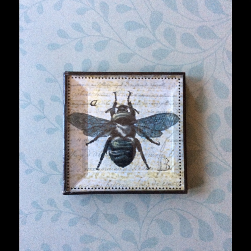 Bee Decorative Mirror.
